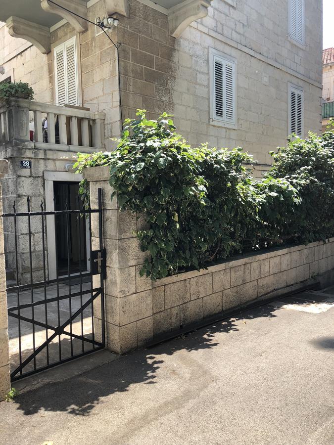 Stone House Apartment Dubrovnik Luaran gambar